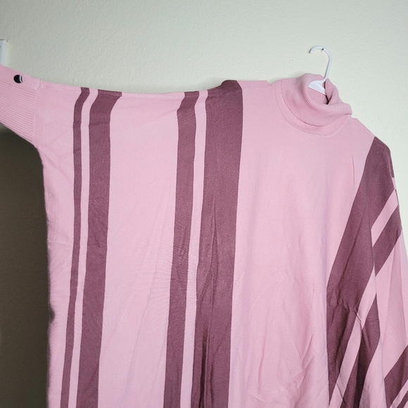 Alfani Women Pink Turtle-Neck Button Long-Sleeve Oversize Poncho Sweater Size S - Picture 3 of 9
